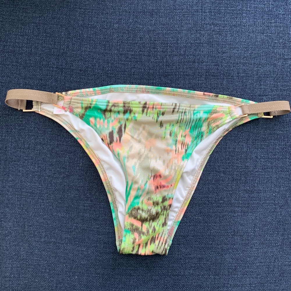 VS Bottoms